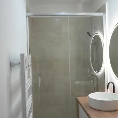 L'entracte, T2 Renove ! Jardin, Parking Et Fibre * Pau